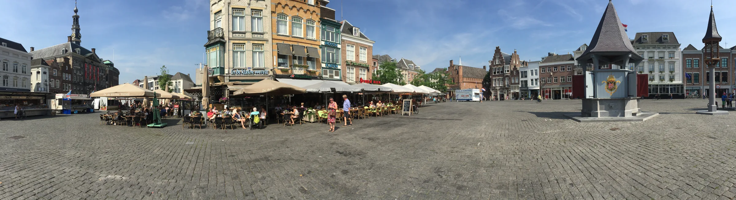 Panorama van de Markt in ’s-Hertogenbosch